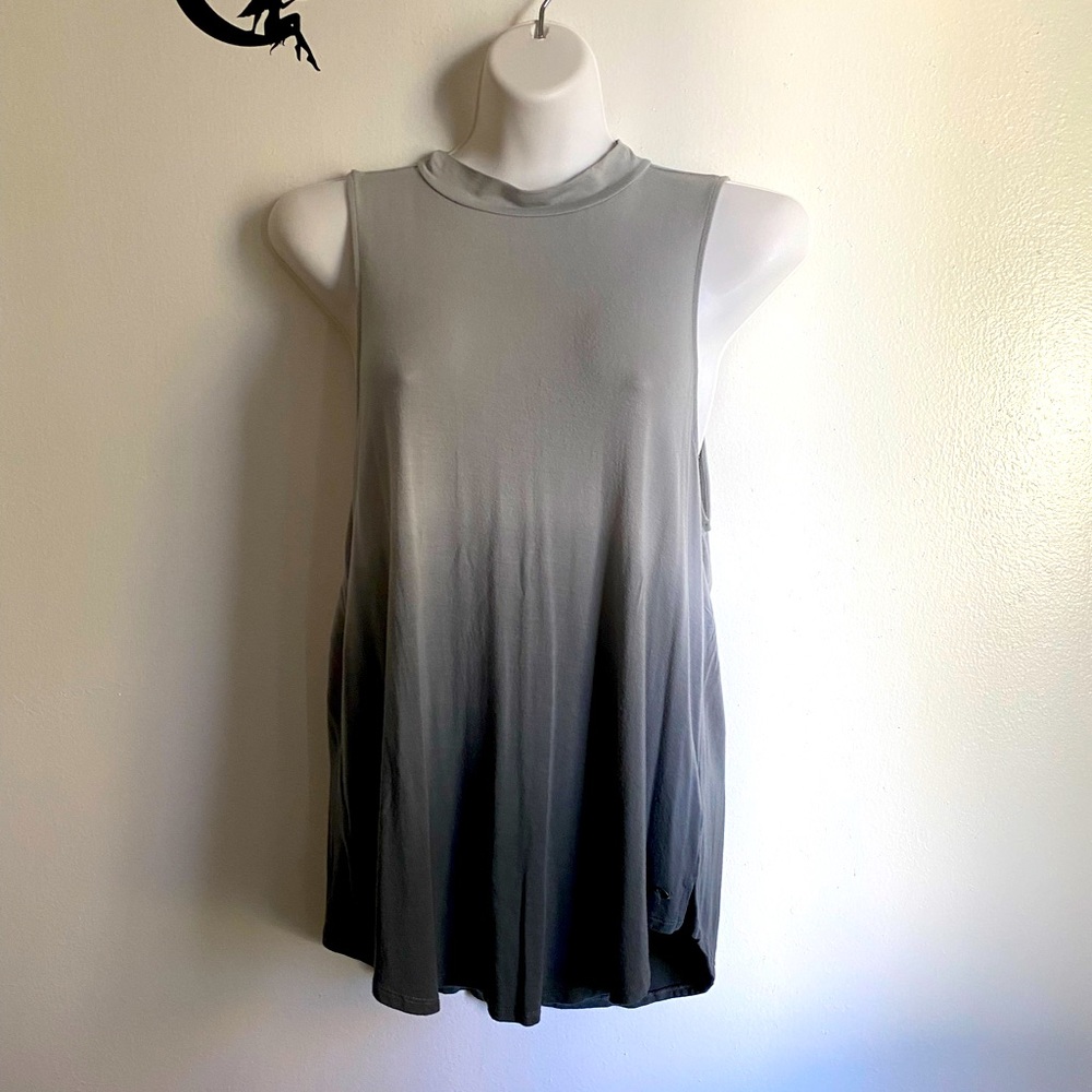 AEO Grey Ombré colored soft tank Size M